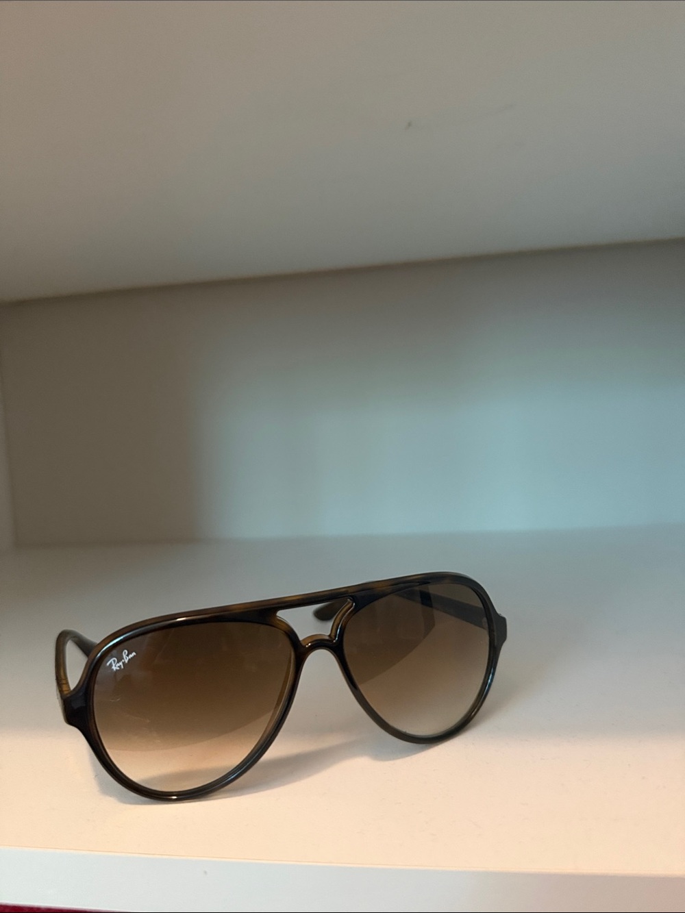 Ray-Ban Men’s Brown Frame with Brown Gradient Lenses Aviator Sunglasses